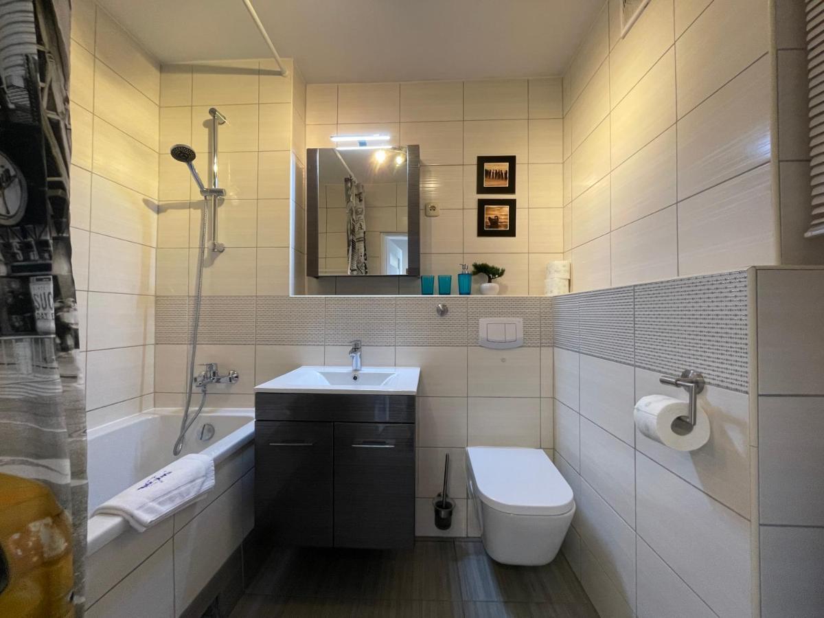 Wolin-Travel Apartament Dom Przy Parku Мендзиздрое Екстериор снимка