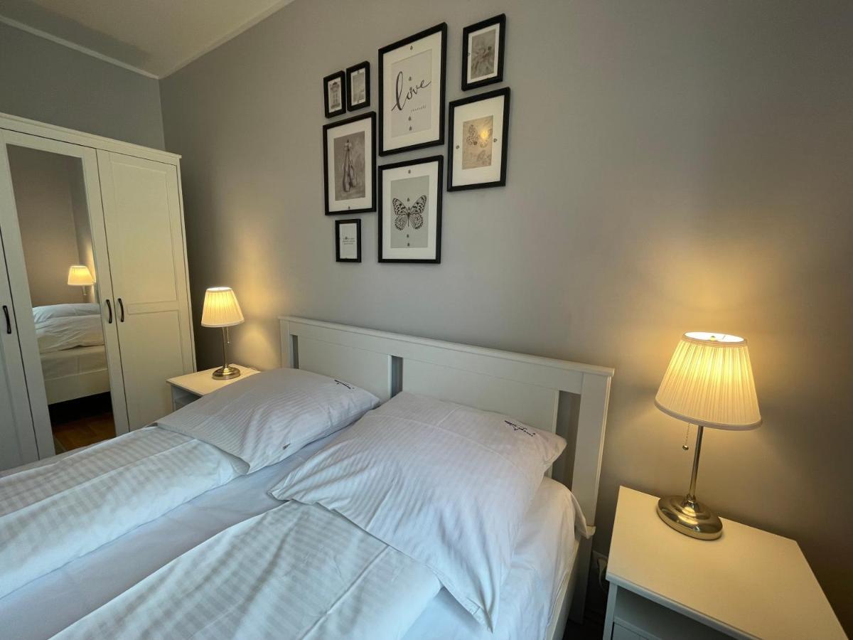 Wolin-Travel Apartament Dom Przy Parku Мендзиздрое Екстериор снимка