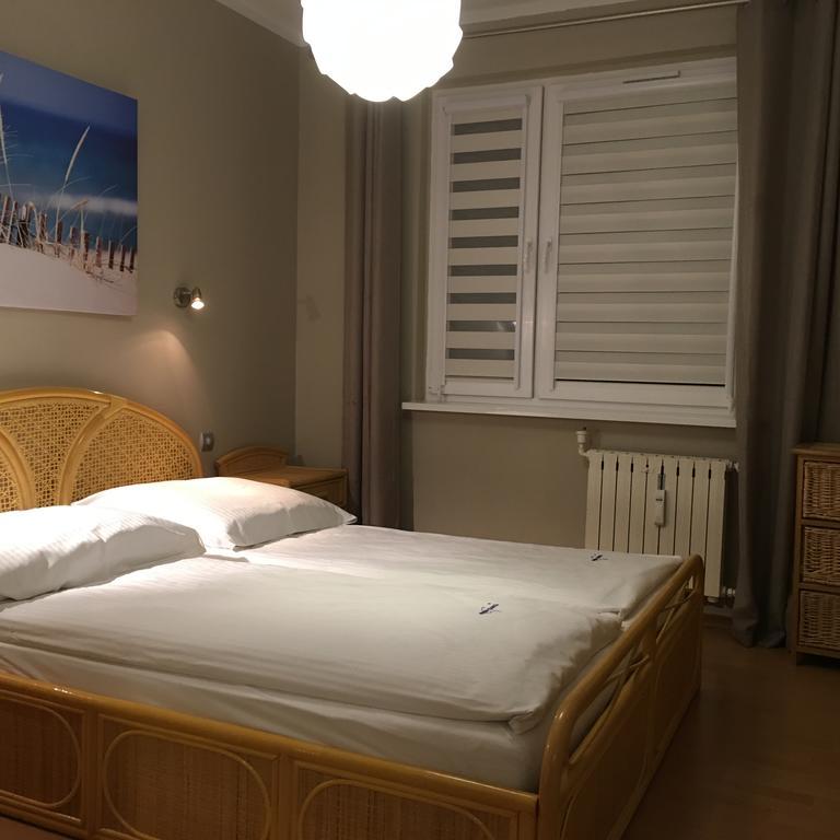 Wolin-Travel Apartament Dom Przy Parku Мендзиздрое Екстериор снимка