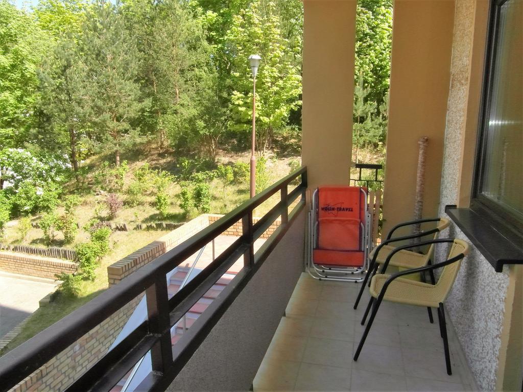 Wolin-Travel Apartament Dom Przy Parku Мендзиздрое Екстериор снимка