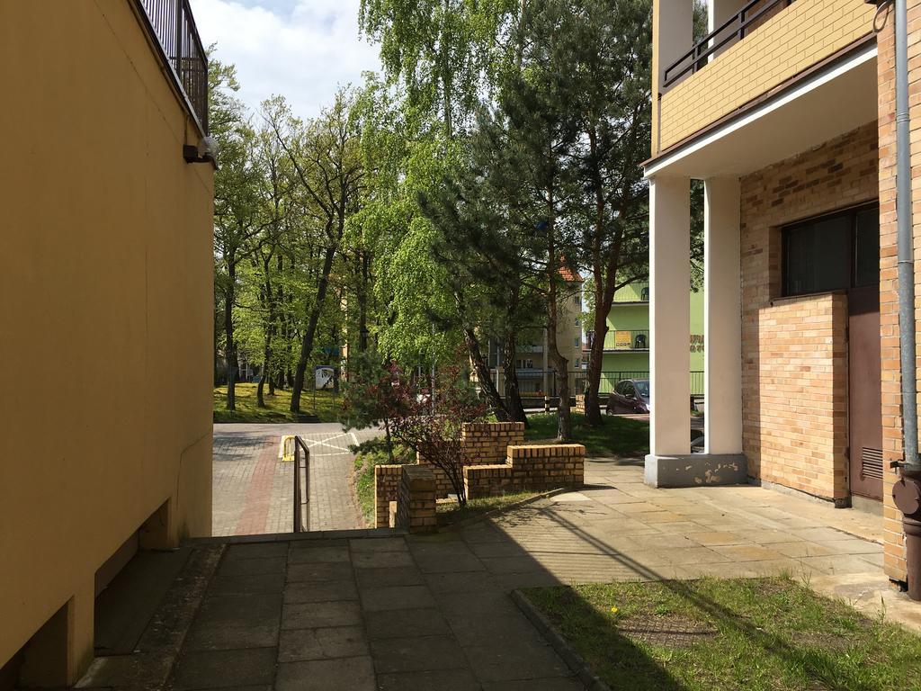 Wolin-Travel Apartament Dom Przy Parku Мендзиздрое Екстериор снимка