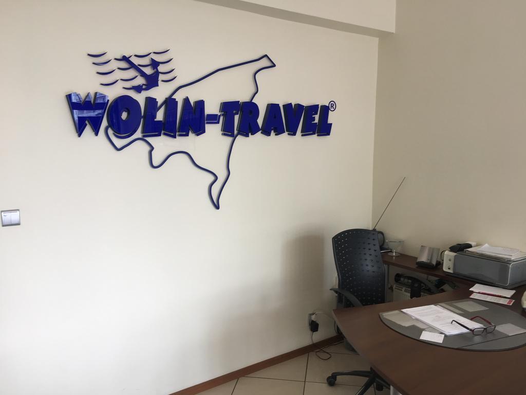 Wolin-Travel Apartament Dom Przy Parku Мендзиздрое Екстериор снимка